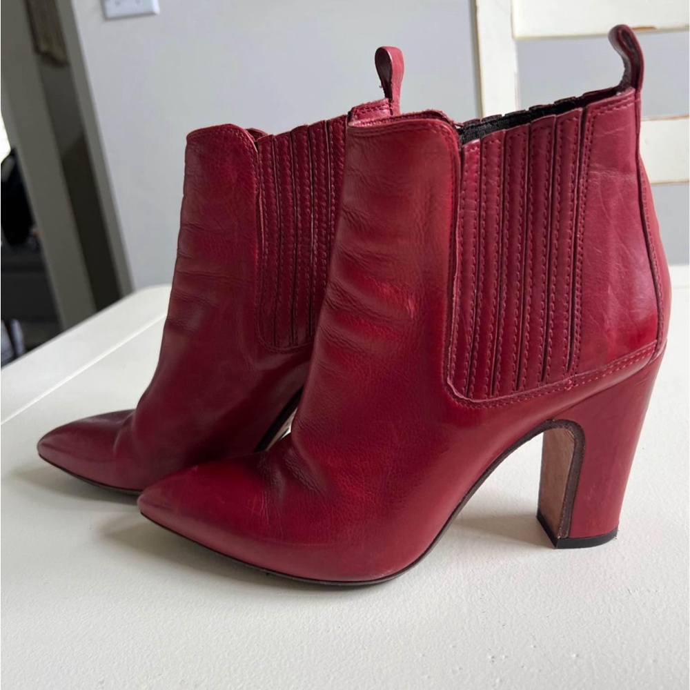 Crafted in Italy- Vero Cuoio - leather red cowboy booties